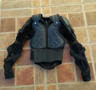 Peto Motocross Niño Talla 4XS Negro