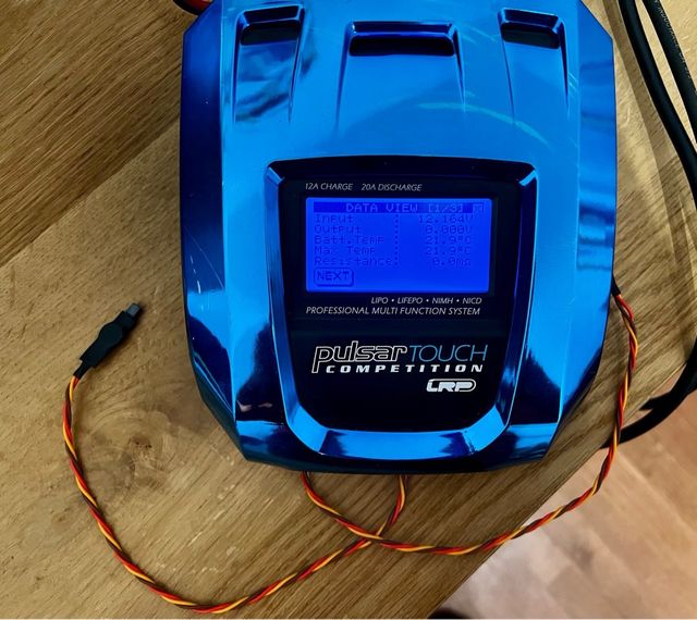 Caricabatterie LRP Pulsar Touch Competition