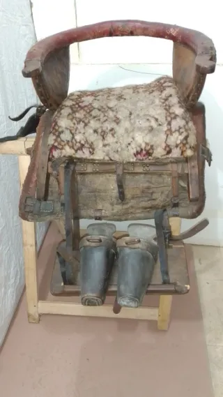Montura de novia y manta bordada plata 
