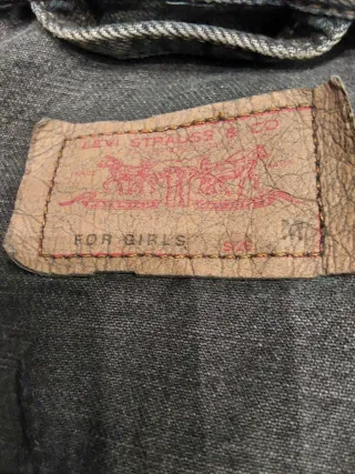 Cazadora levis  mujer talla M