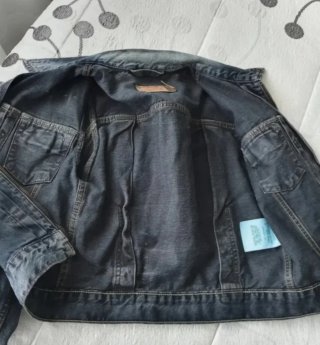 Cazadora levis talla M