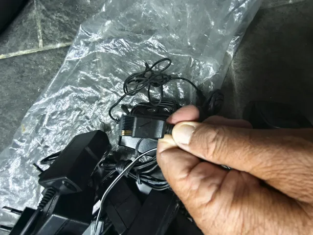 Lotto 15 Alimentatori Universali