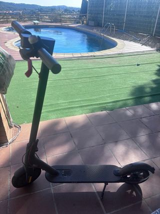 Patinete Eléctrico Xiaomi Mi 365