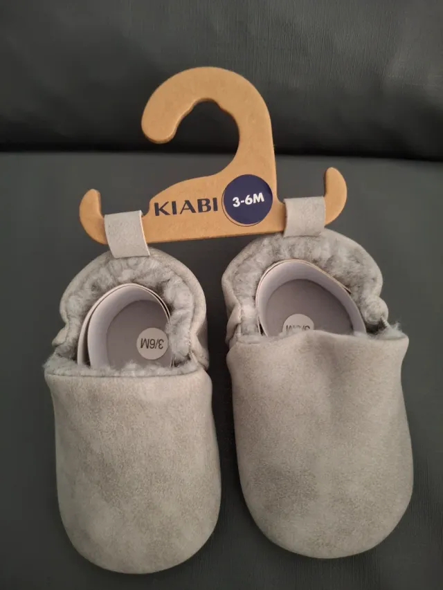 Cesta con lote de ropa Bebé 3 Meses