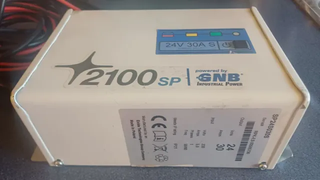 Cargador Baterías 24V 30A GNB 2100SP