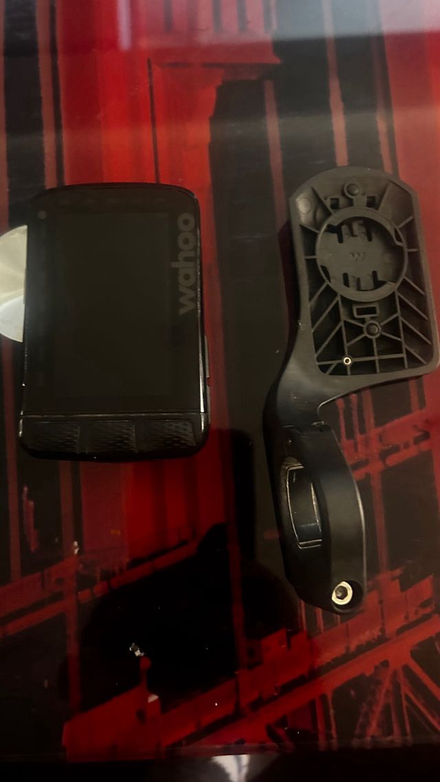 Wahoo Element Roam V2