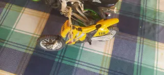 Lote de 3 Motos de Juguete