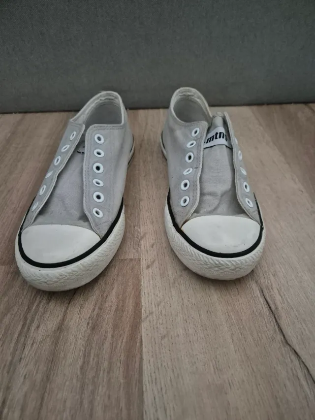 Zapatillas Mustang Lona Gris