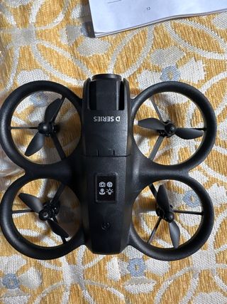Dron D16 Inteligente Negro y Gris