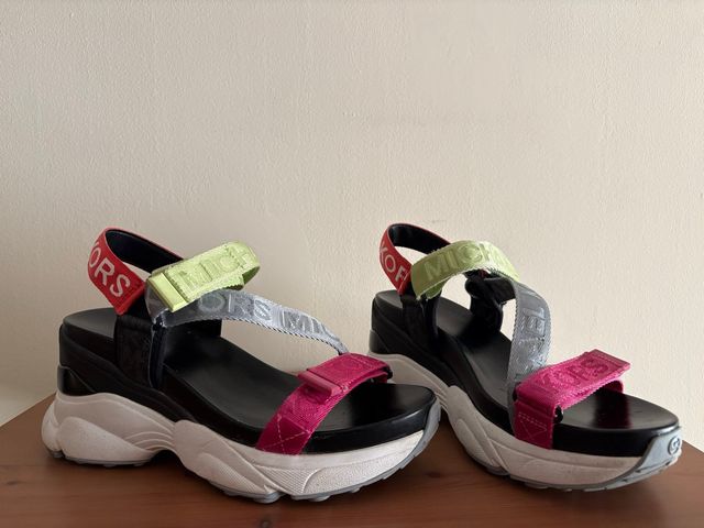 Sandalias Michael Kors Multicolor