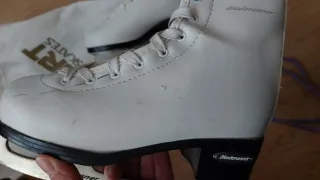 Patines de hielo talla 33.