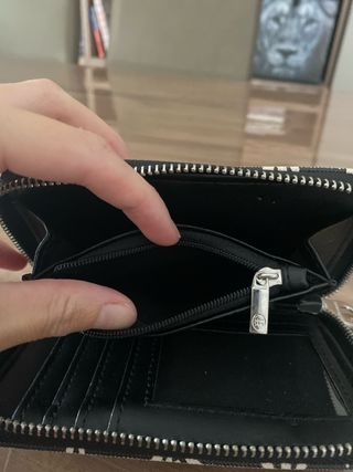 Cartera Stradivarius flores blancas