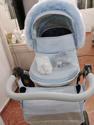 Carrito bebé Adababy azul, semi nuevo