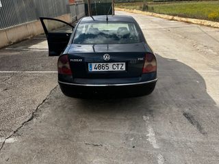 Volkswagen Passat 2004