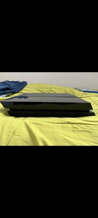 Playstation 4 Nera con cavi, 3 giochi non joystick
