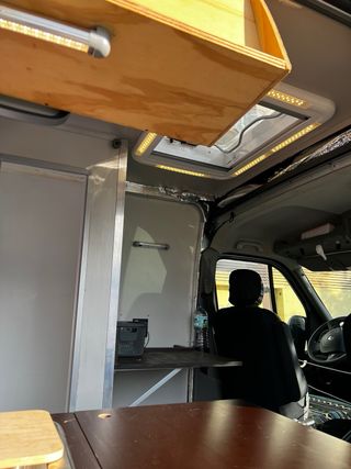 CAMPER