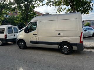 CAMPER