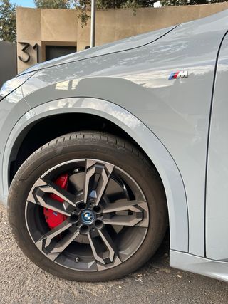 BMW iX2 2025