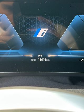 BMW iX2 2025
