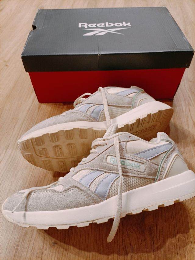 Zapatillas Reebok Beige y Azul