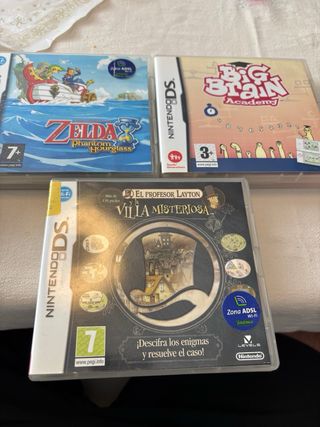 Nintendo DS Roja + 3 Juegos