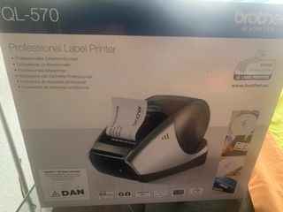Impresora de etiquetas Brother QL-570