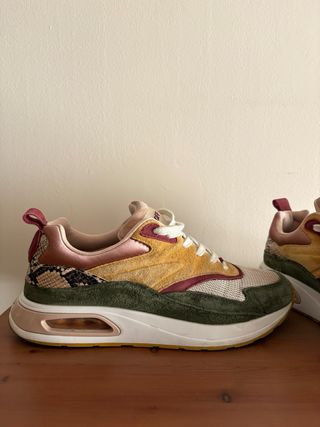 Zapatillas Hoff mostaza y granate