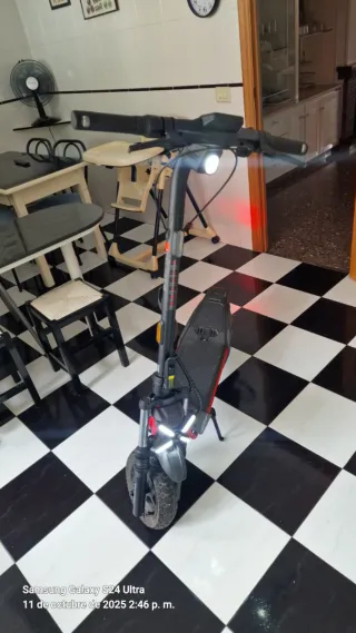 Patinete Eléctrico Segway ZT3 Pro 1600W