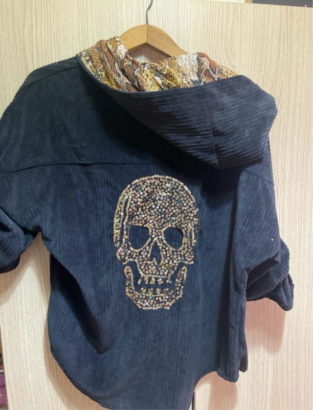 Camisa pana negra calavera lentejuelas