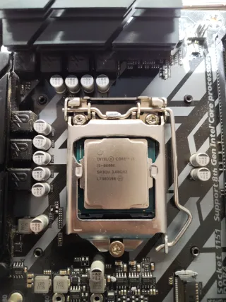 Pack componentes Placa Gigabyte Z370 + i5-8600k