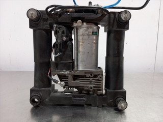 BOMBA SUSPENSION LAND ROVER RANGE ROVER (LM) 306D