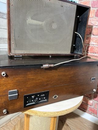 Tocadiscos Vintage Helsinki Kolster