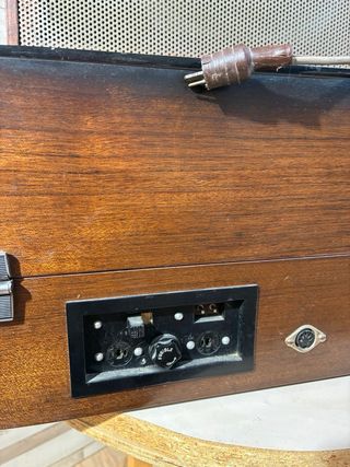 Tocadiscos Vintage Helsinki Kolster