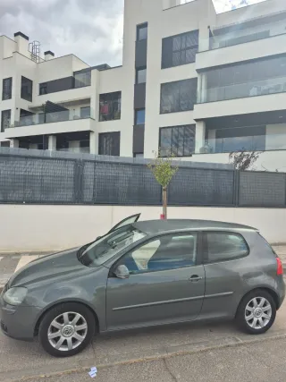 Volkswagen Golf 2005