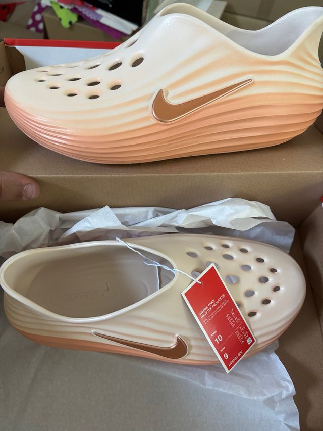 Nike Reactx Rejuven8 42