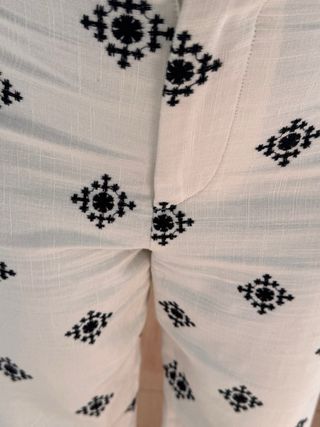 Pantalón Zara estampado primavera