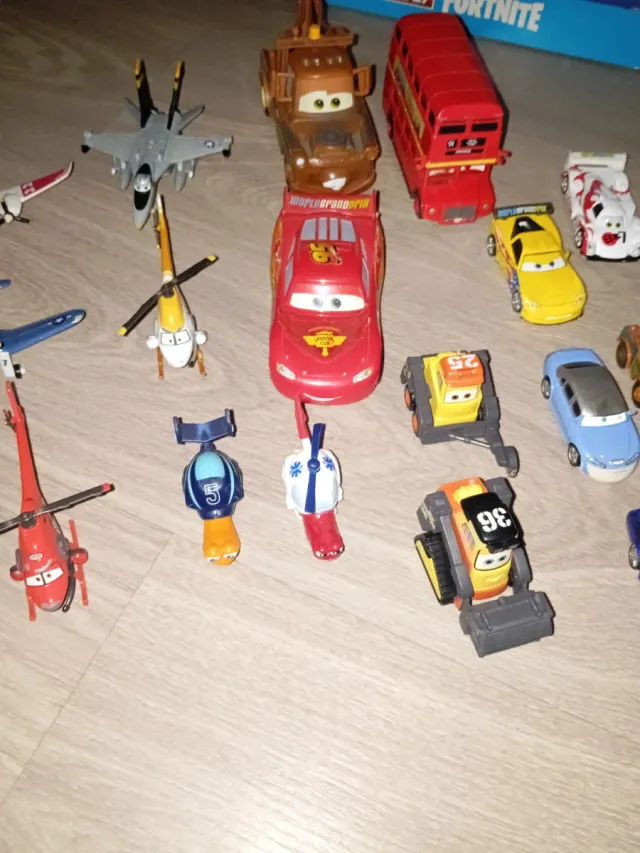 Juguetes Cars y Aviones Disney Pixar