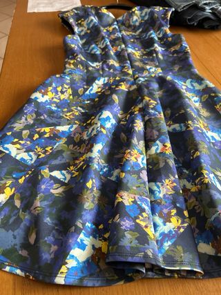 Vestito Guess fantasia floreale blu e viola