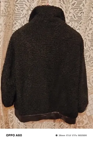 Giacca donna nera in pelliccia sintetica