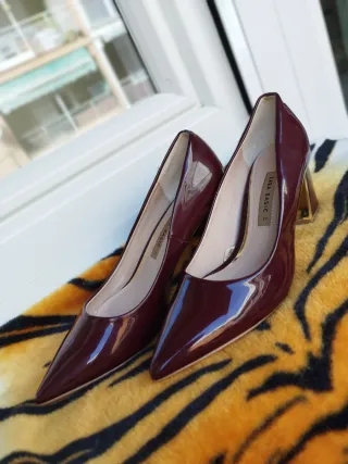 Zapatos tacón Zara granate talla 37