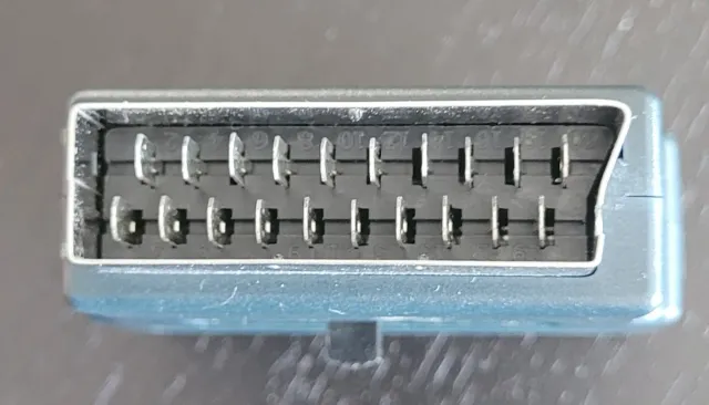 Adaptador Euroconector a RCA/S-Video