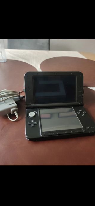 Nintendo 3DS XL