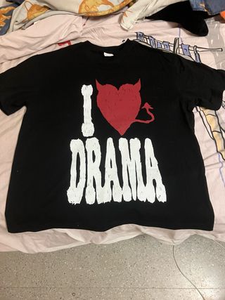 Camiseta I Love Drama Negra y Roja