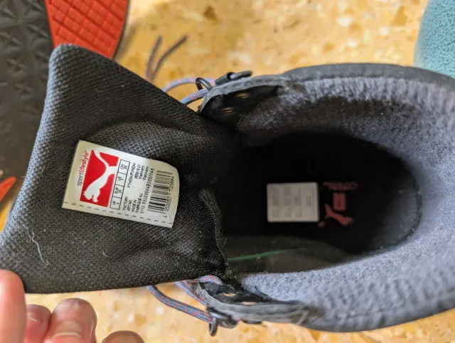 Botas Puma Hombre Talla 43 Negras Rojas