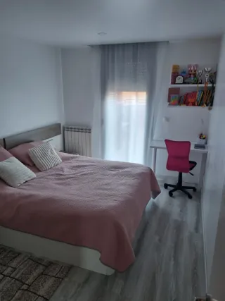 Piso con terraza y garaje