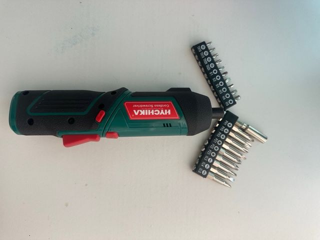 Destornillador Inalámbrico HYCHIKA