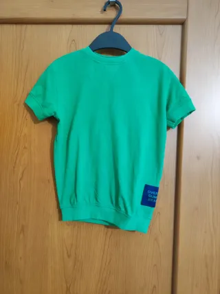 Maglietta verde a maniche corte per bambino