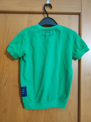 Maglietta verde a maniche corte per bambino