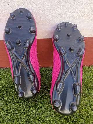 Botas de fútbol Puma Future.
