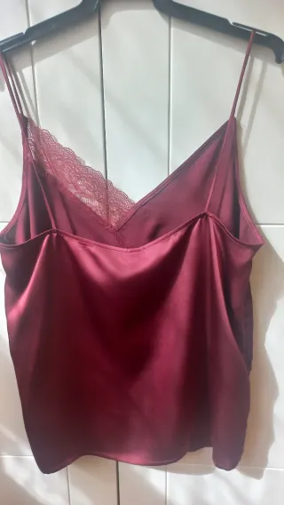Top lencero encaje granate Mango Talla M 
